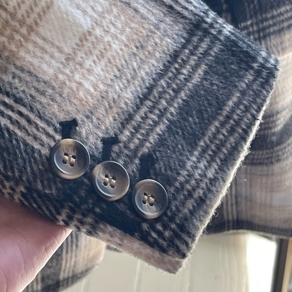 H&M Cream Plaid Women's Blazer Jacket - Picture 3 of 9